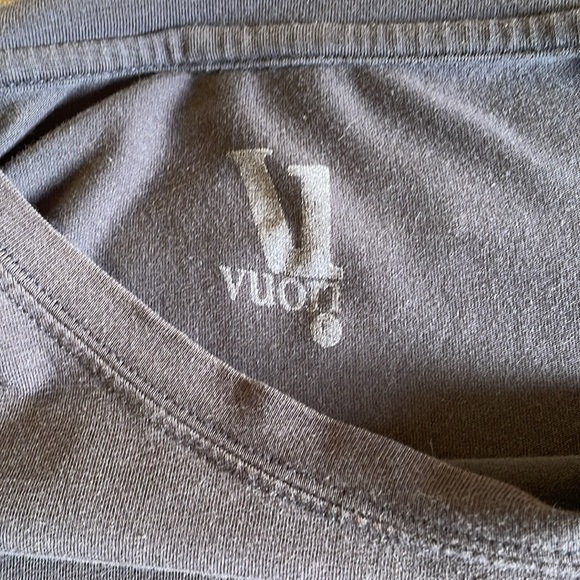 Vuori Performance Tee - Picture 3 of 3
